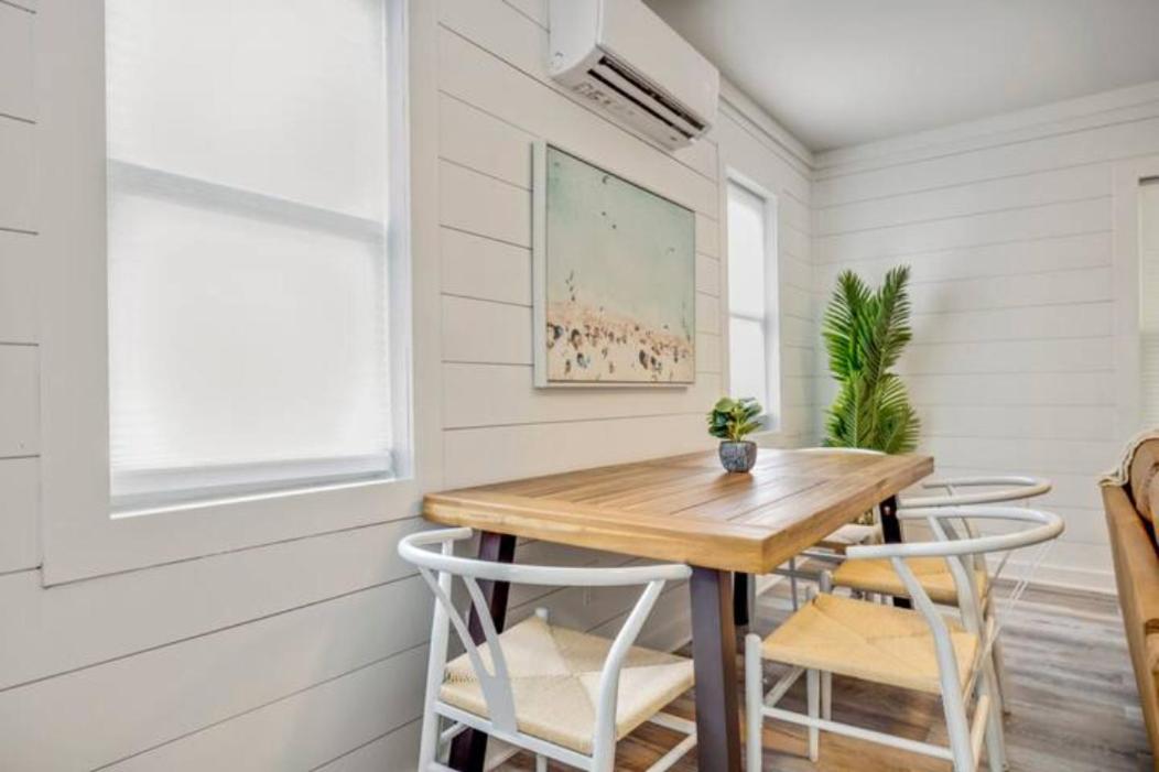 Holiday home The Coastal Shanty, Yards From The